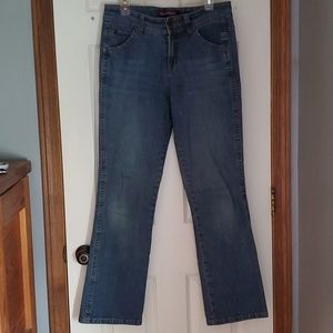 Gloria Vanderbilt Jeans size 8